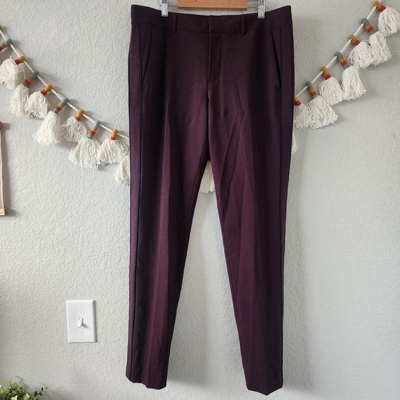 Vince Wool Burgundy Slim Trouser Pants Contemporary Business Casual Modest 8 - Picture 1 of 13